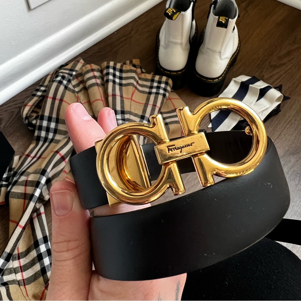Salvatore Ferragamo belt with bag